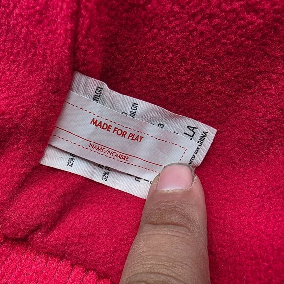 Cat & Jack Girls Red Pom Pom Beanie Winter Warm Outdoors Casual Lightweight - Picture 6 of 8